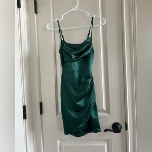 DARK GREEN HOCO DRESS